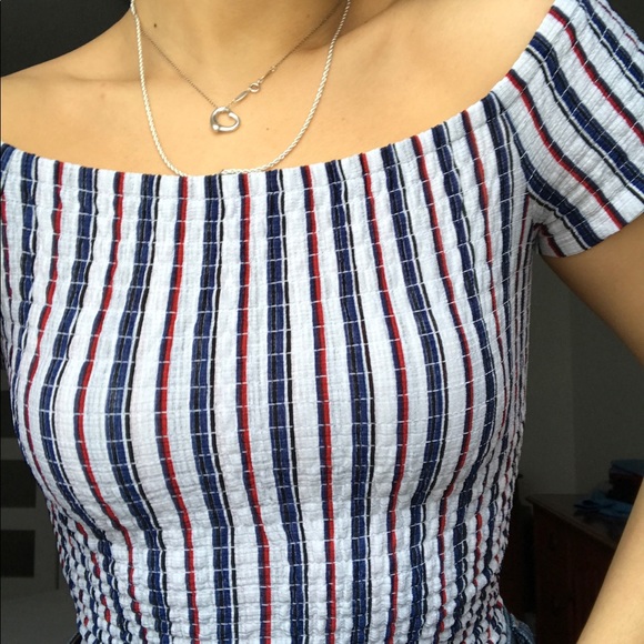 DYNAMITE Stretchy Shoulderless Striped White Crop Top - Picture 2 of 6